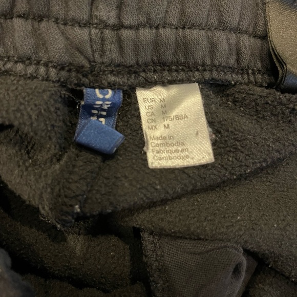 H&M Men's Sweatpants - Picture 3 of 3